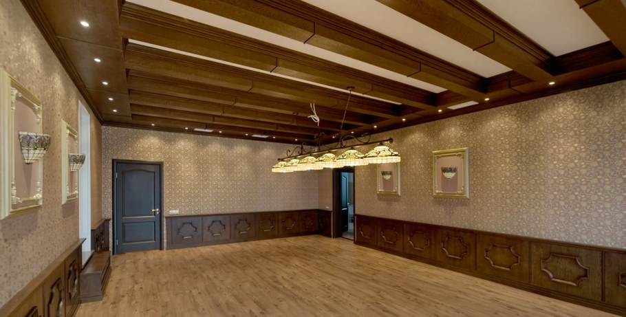 Декоративный брус для потолка Леруа Мерлен