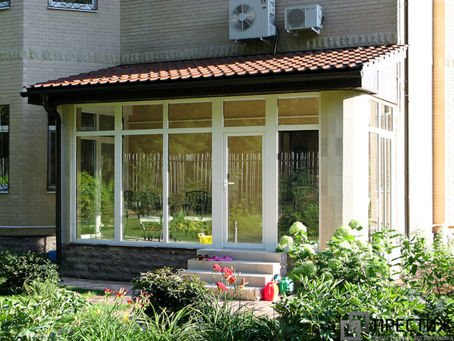 Остекление беседок slidors