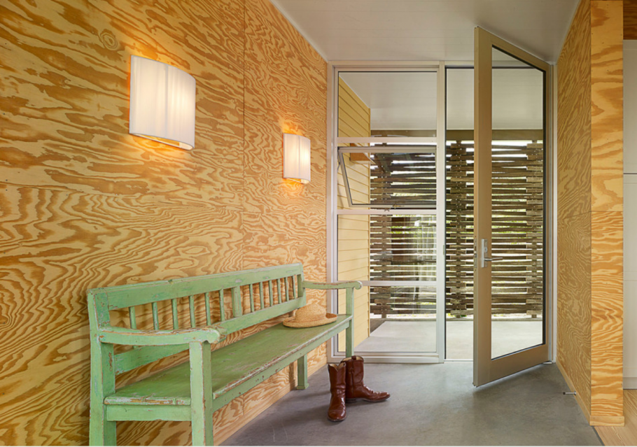 Хвойная фанера в интерьере