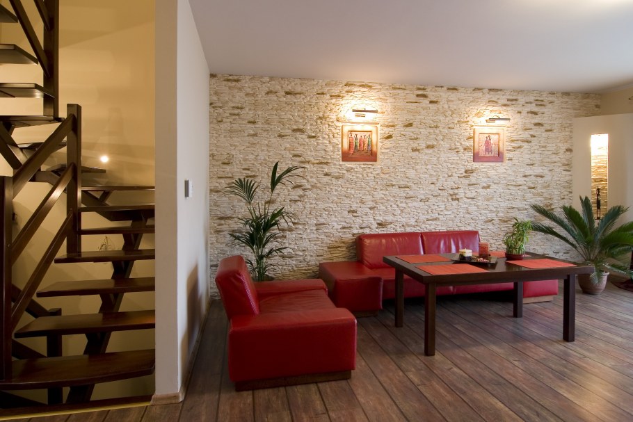 Отделка стен