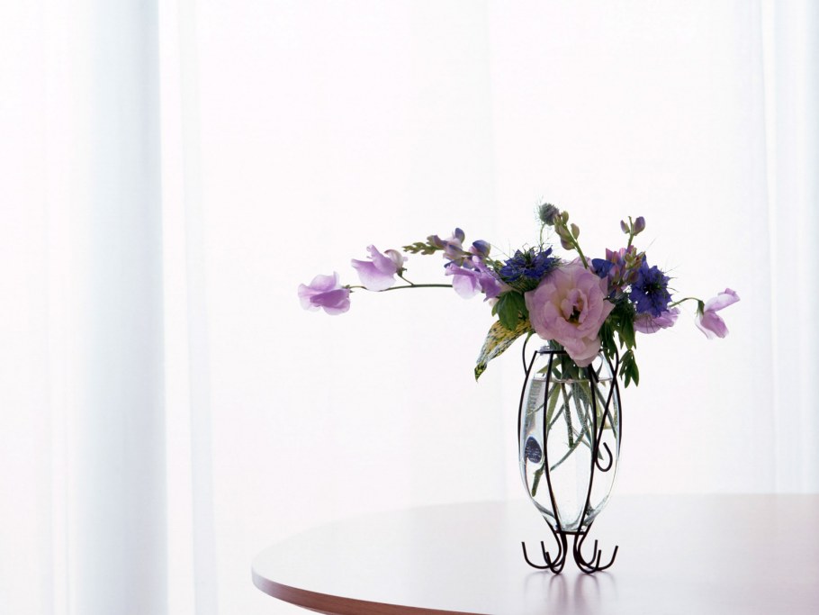 Спальня в сиреневых тонах