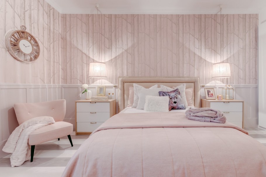 Минималистичный букет в вазе