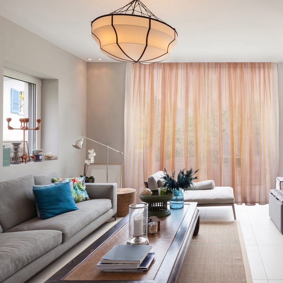Шторы в интерьере гостиной