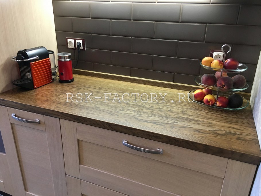 Плинтус 118 Rehau бежевый