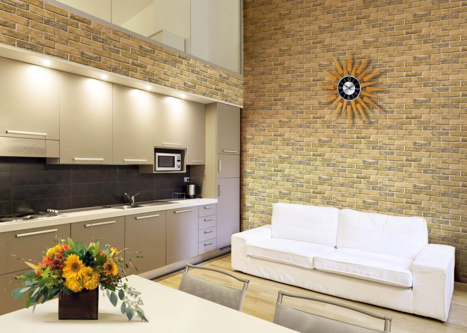 Отделка стен камнем