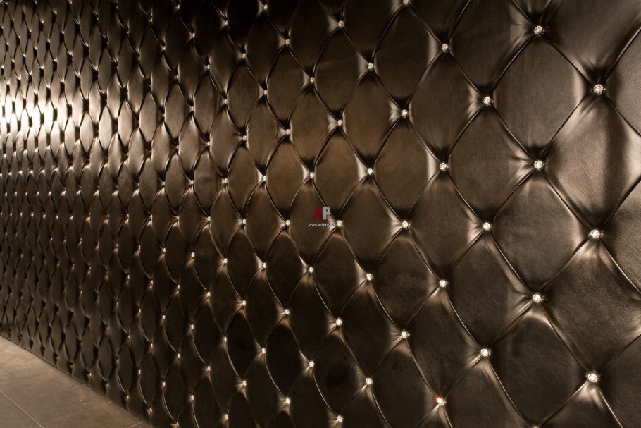 Обивка стен кожей