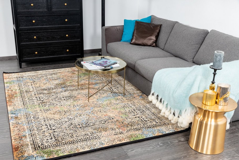 Ковры в интерьере сапфир