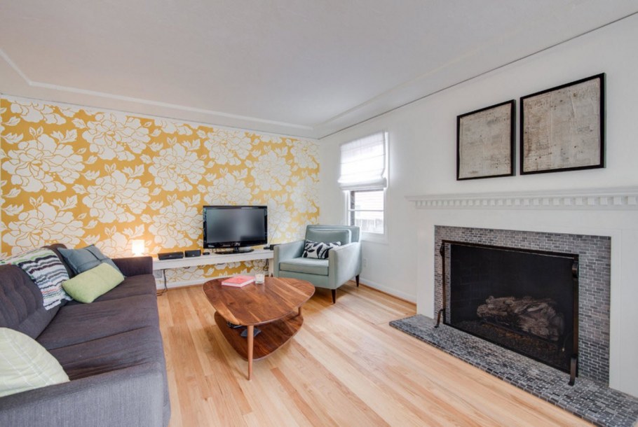 Декор акцентной стены в гостиной