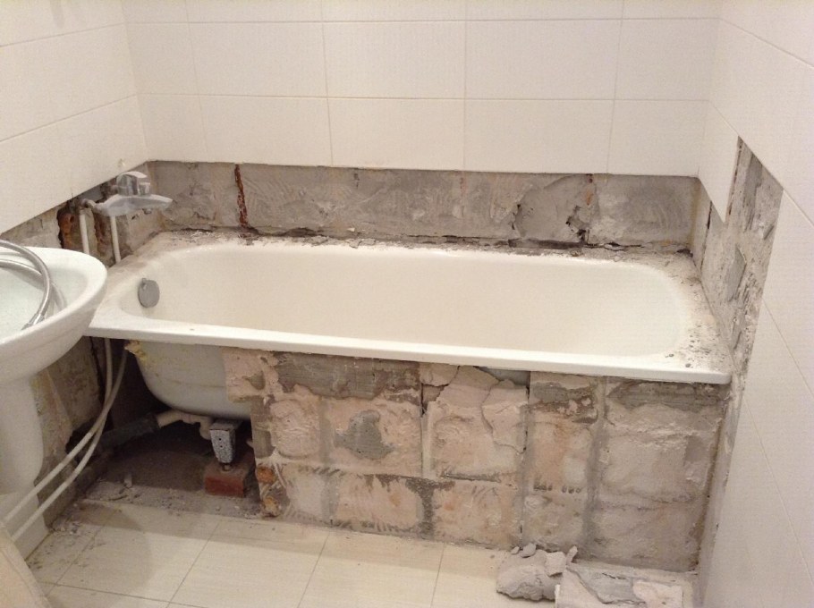 Монтаж ванны под плитку