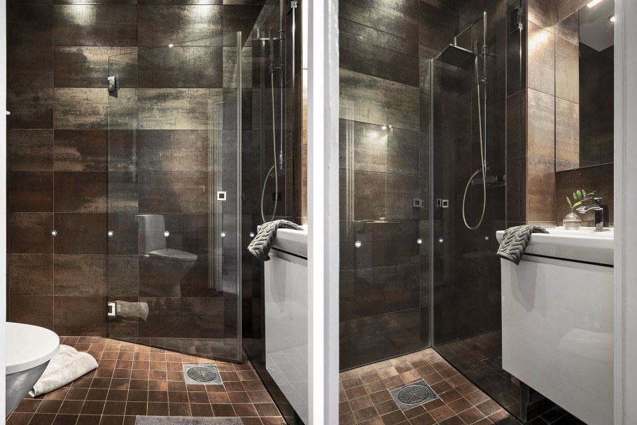 Совместный санузел с душевой перегородкой