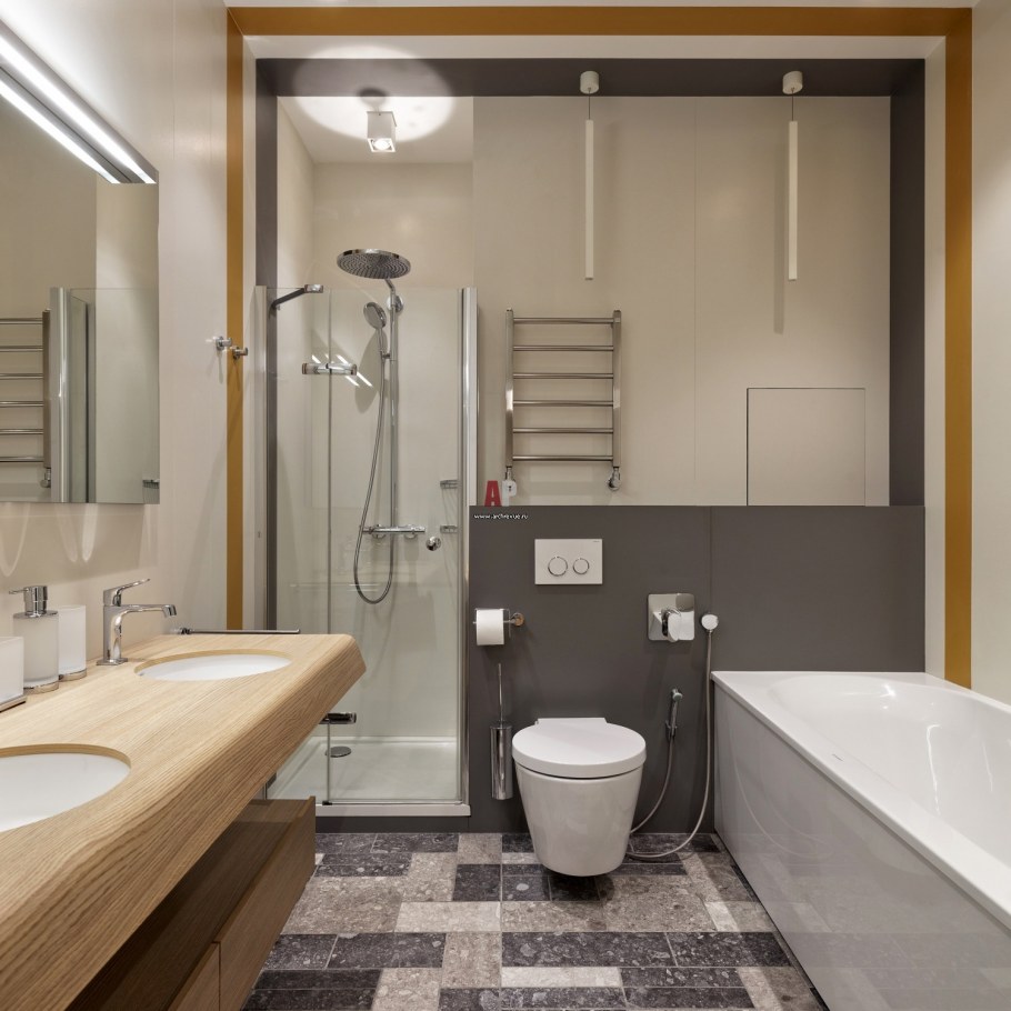 Туалет серо белый