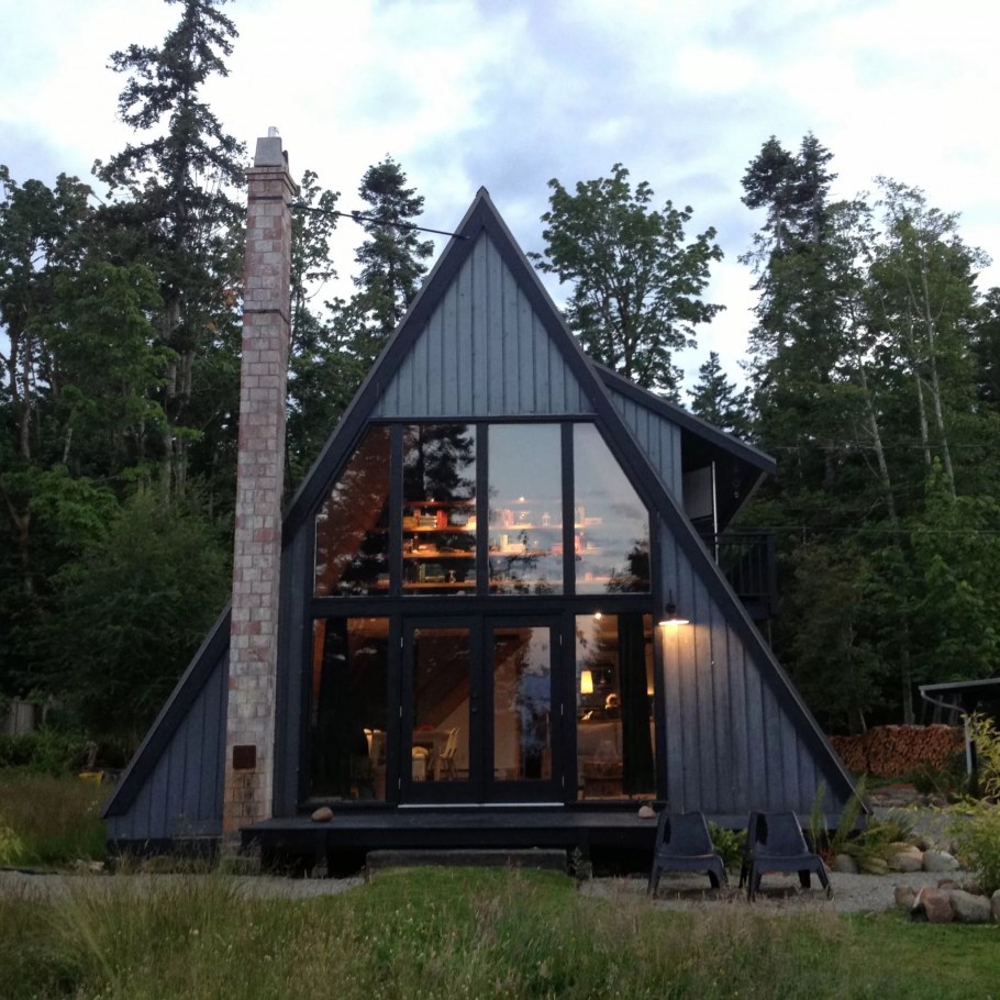 Дом в стиле а фрейм