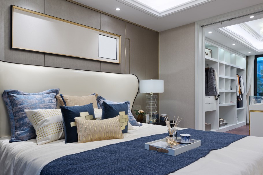 Серо синий цвет стен