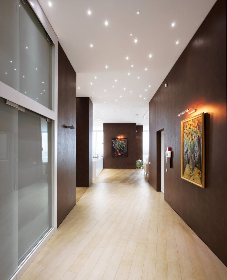 Освещение в коридоре