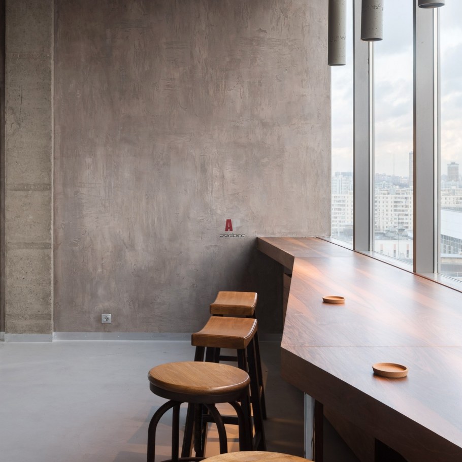 Микроцемент на подоконнике