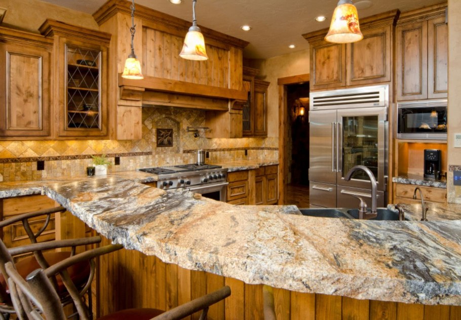 Кухни из натурального камня