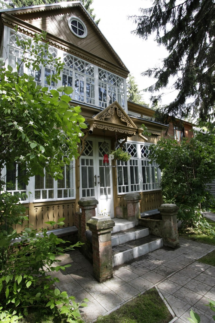 Дом с мезонином Юлия Нестерова