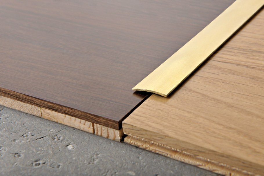 Порожек Prosol из полированной латуни