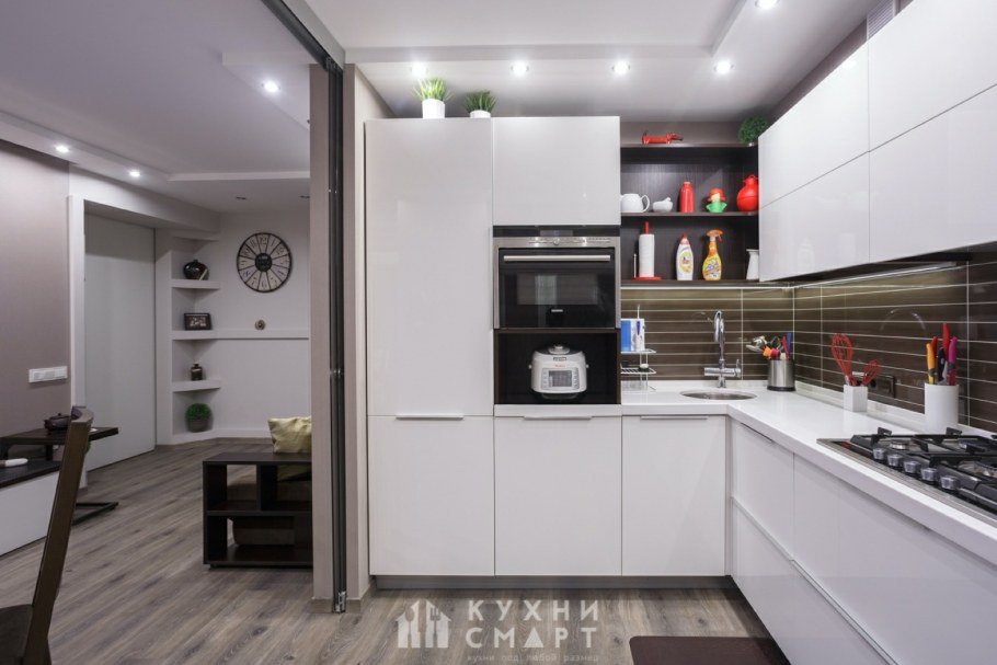 Кухня белый глянец без ручек