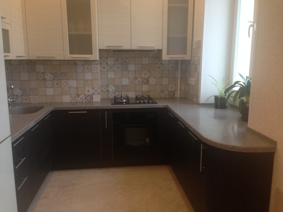 Подоконник-столешница на кухне