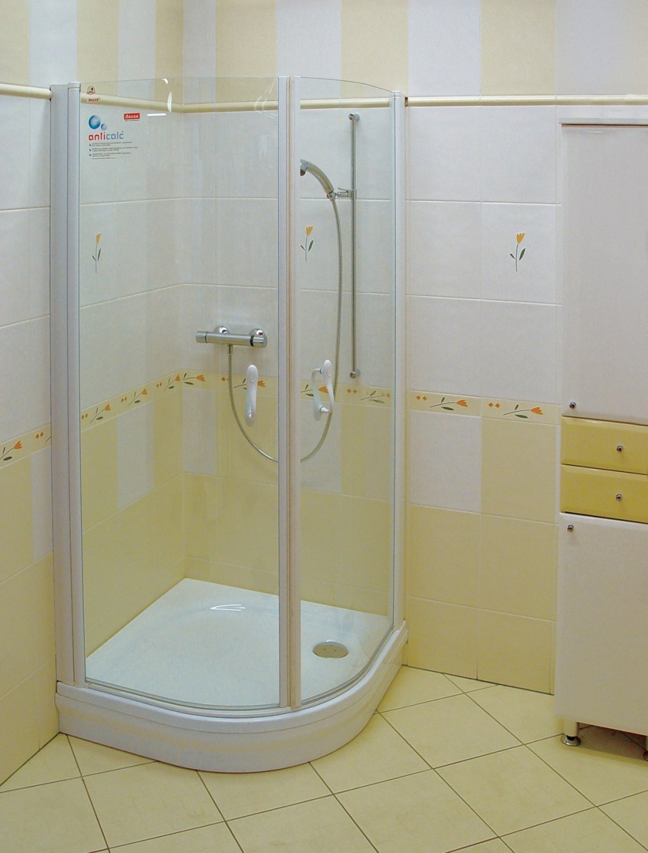 Ванная с душевым уголком