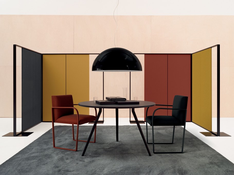 Arcos Arper кресло