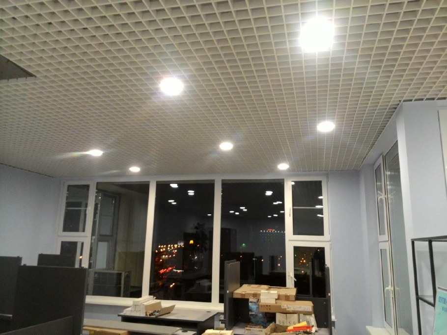 Потолок Грильято лофт