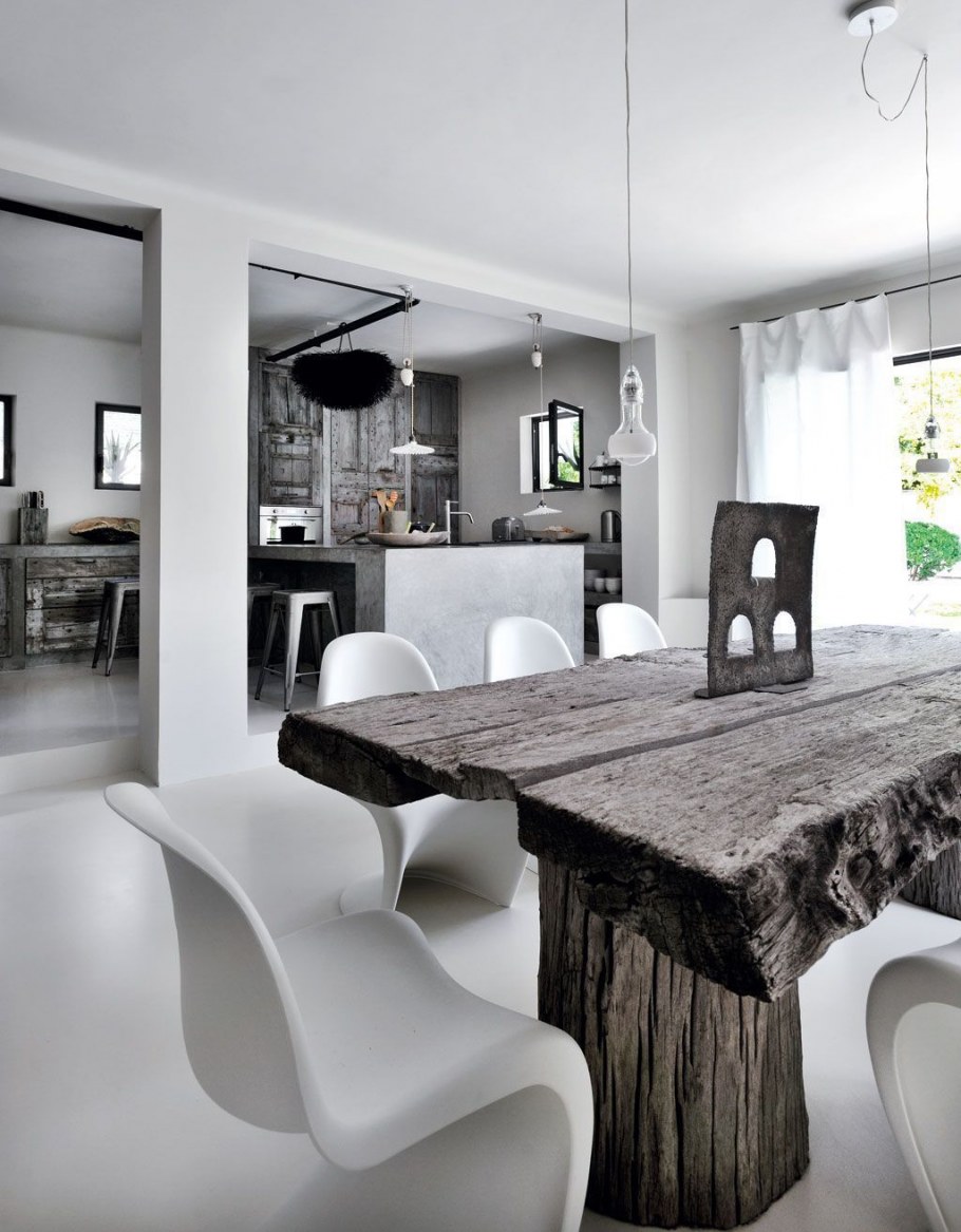 Интерьер дома в бело серых тонах