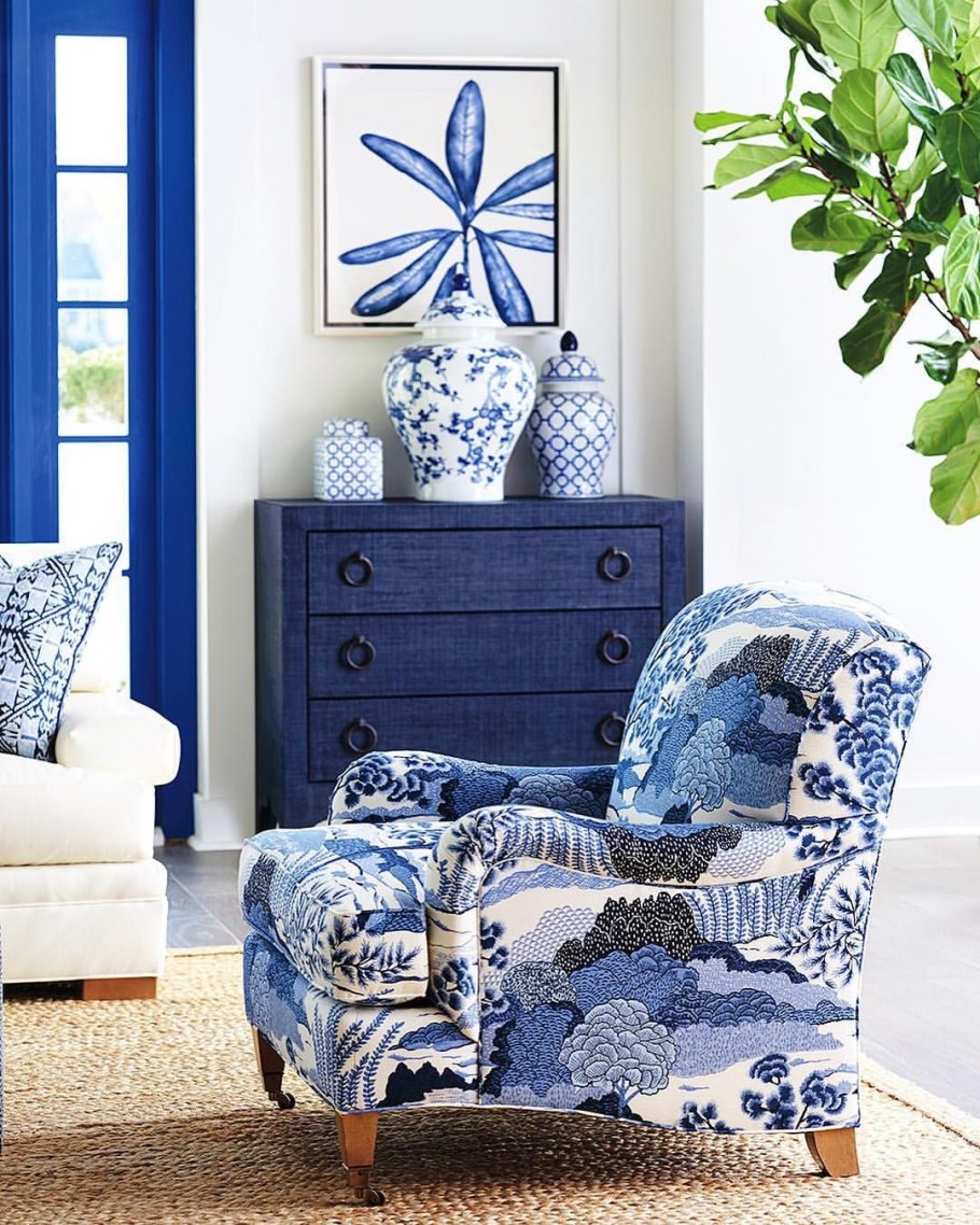 Предметы интерьера в синих тонах