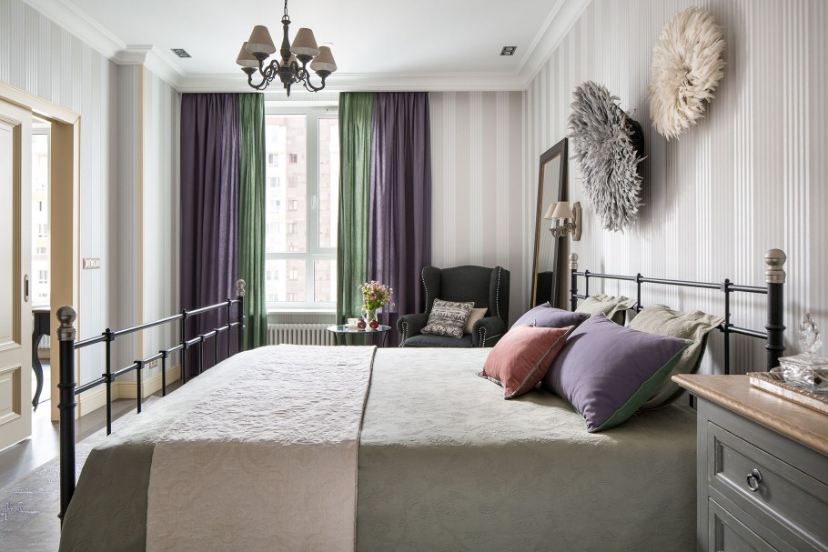 Шторы для спальни в серых тонах