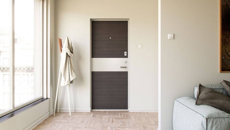 Дверь в квартиру