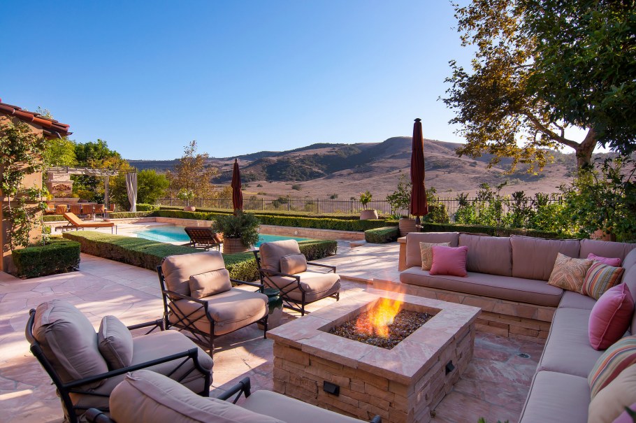 Игры на террасе