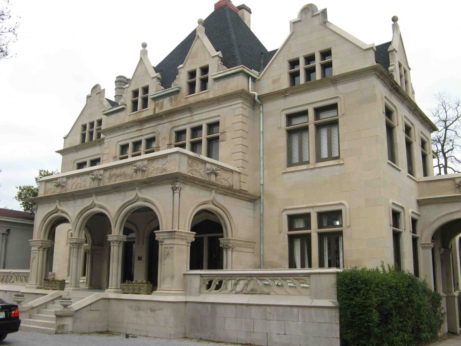 Шато архитектурный стиль