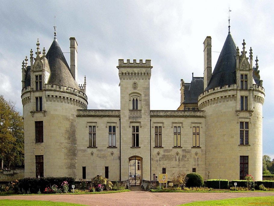 Особняк в романском стиле