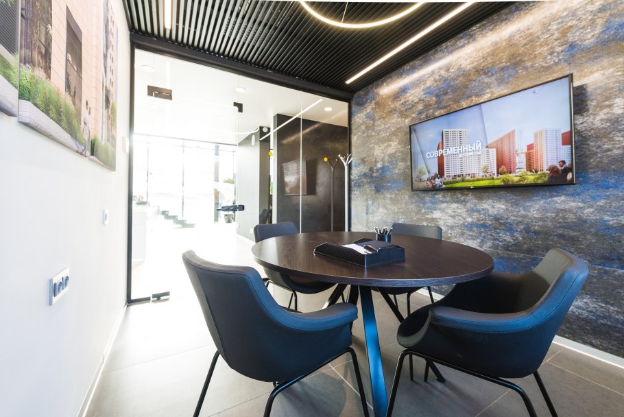 ЖК Tophills входные группы