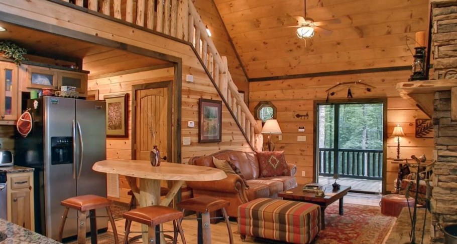 Уютная спальня в деревенском стиле