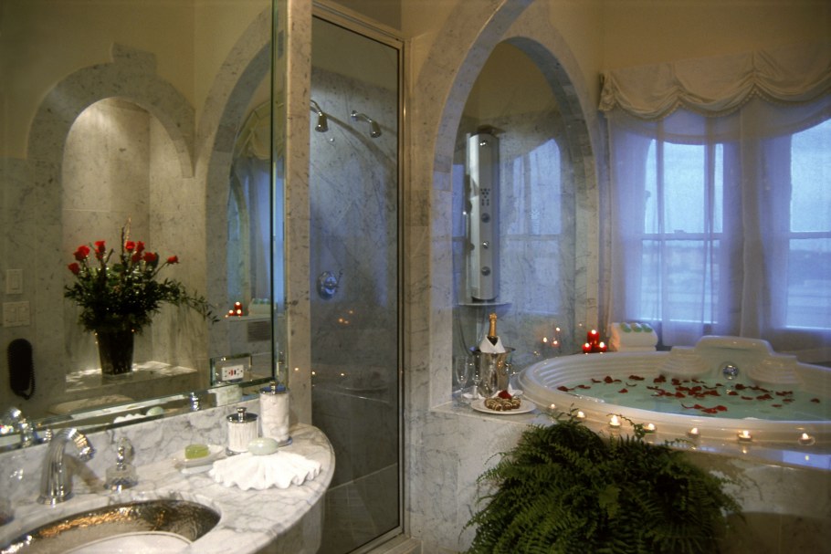 Красивая ванная комната