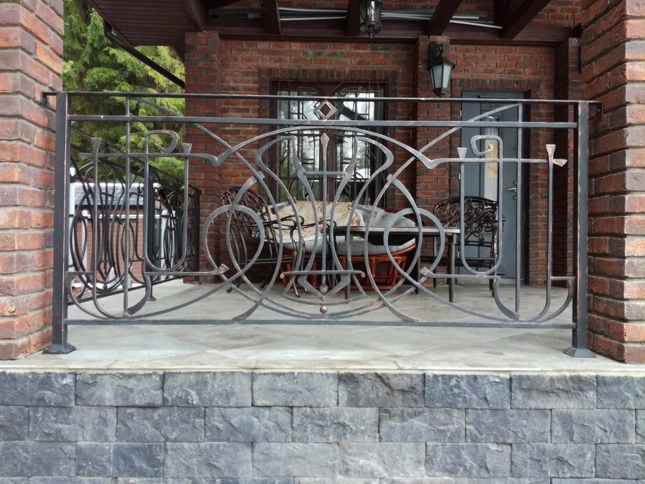 Ограждение террасы из металла