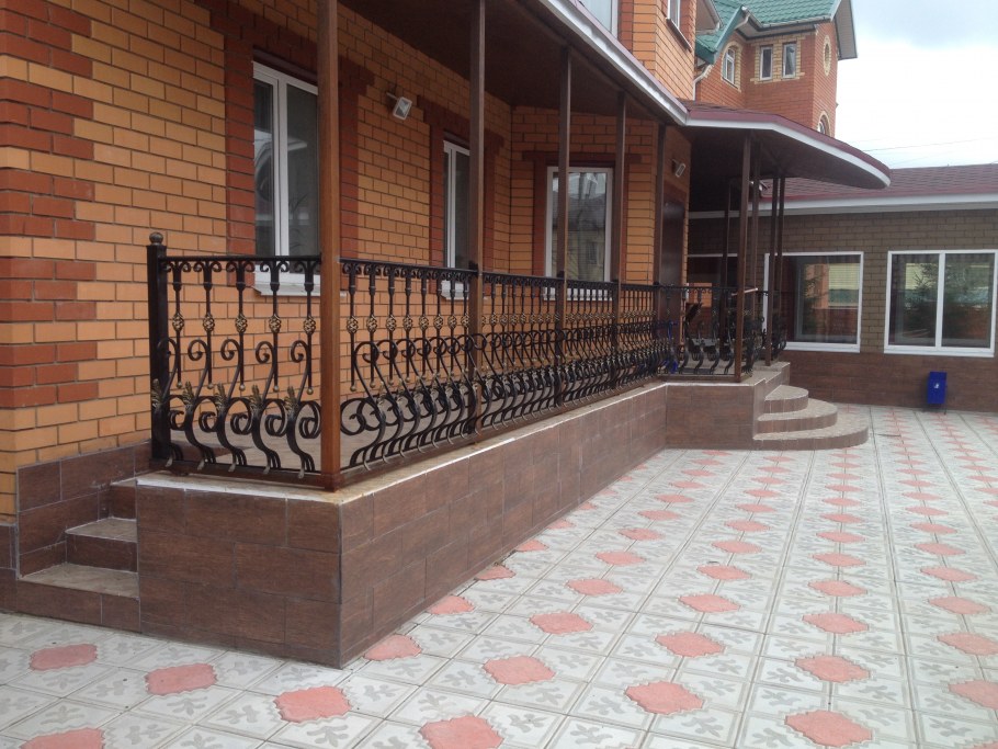 Кованые ограждения для веранды