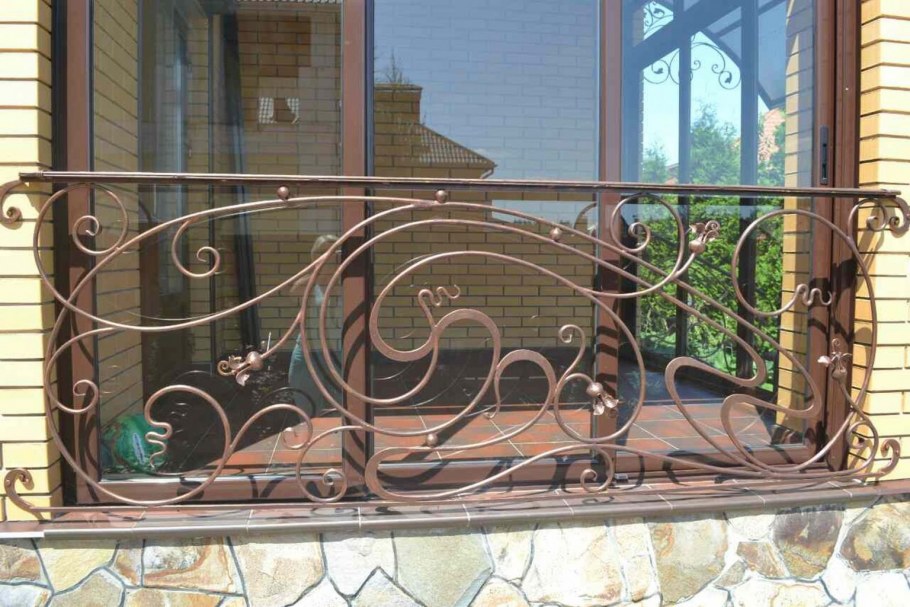 Веранда металлическая для частного дома