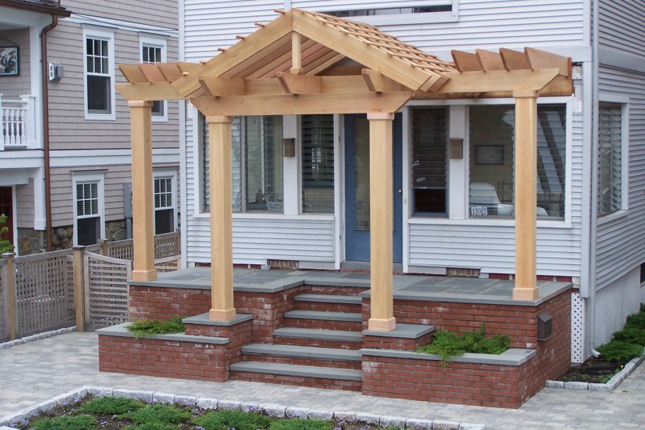 Веранда с колоннами