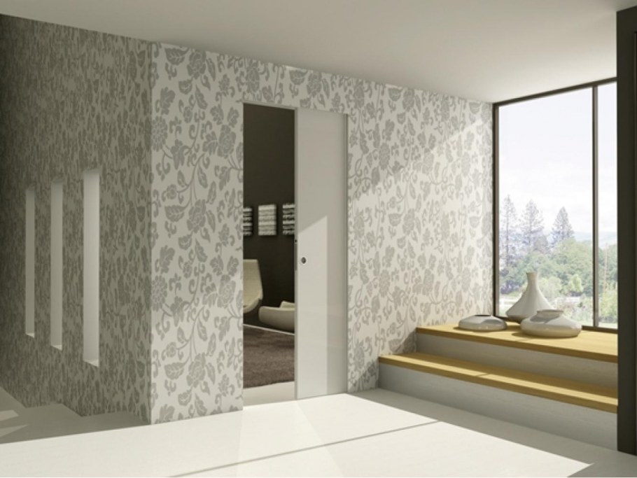 Двери до потолка межкомнатные