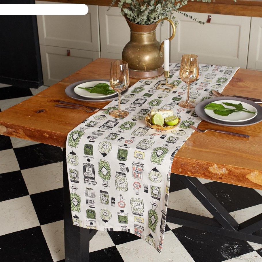 Дорожка на круглый стол