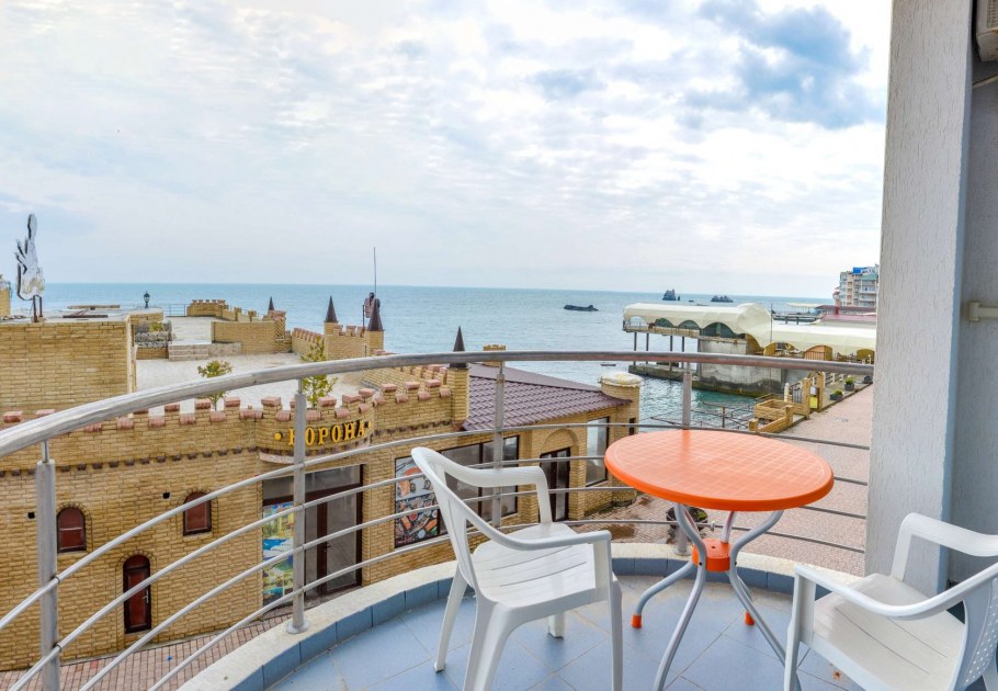 Отель Санта Барбара поселок Утес