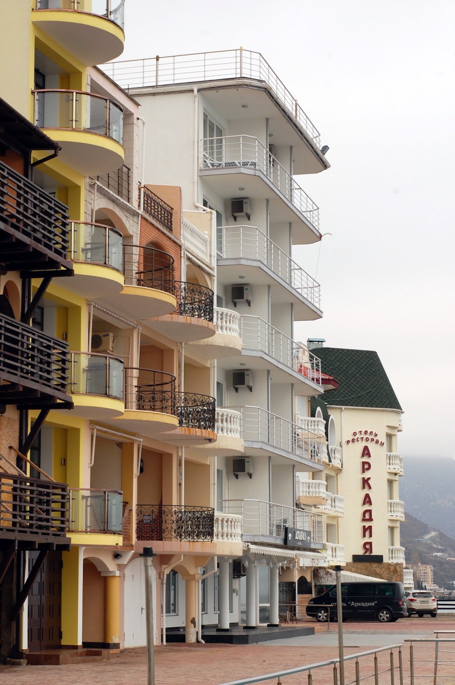 Крым поселок Утес Санта Барбара