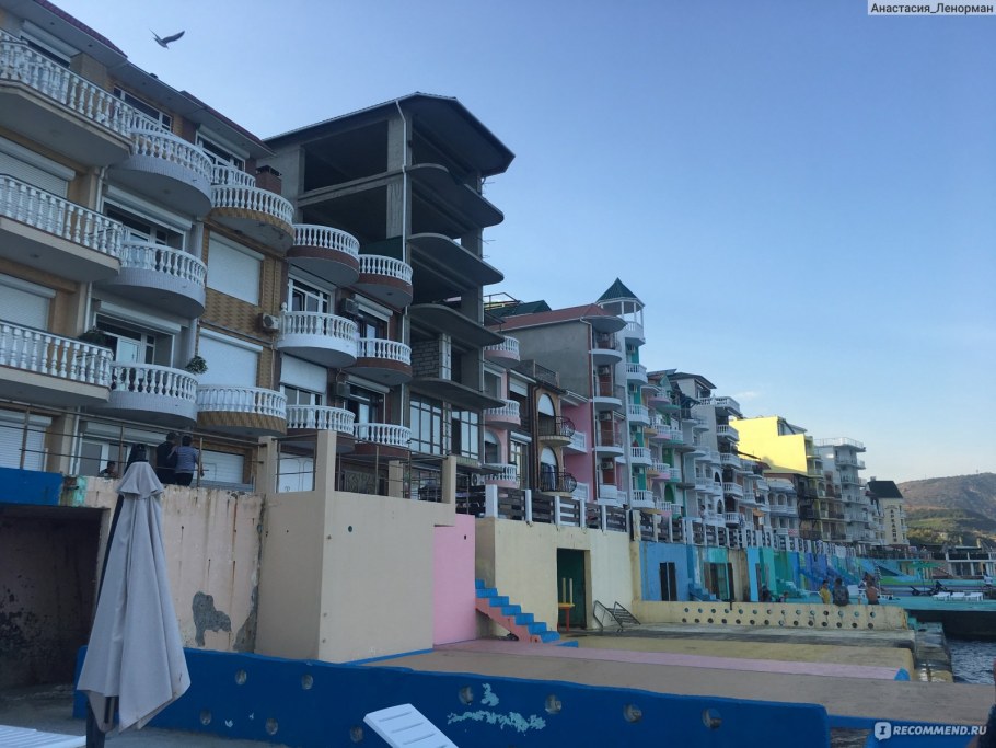 Крым поселок Утес Санта Барбара