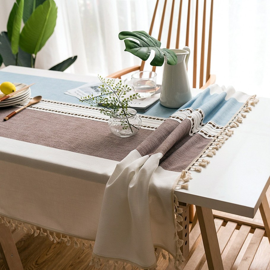 Декорирование обеденного стола