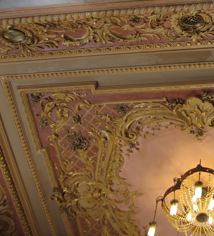 Лепнина барельефы в интерьере