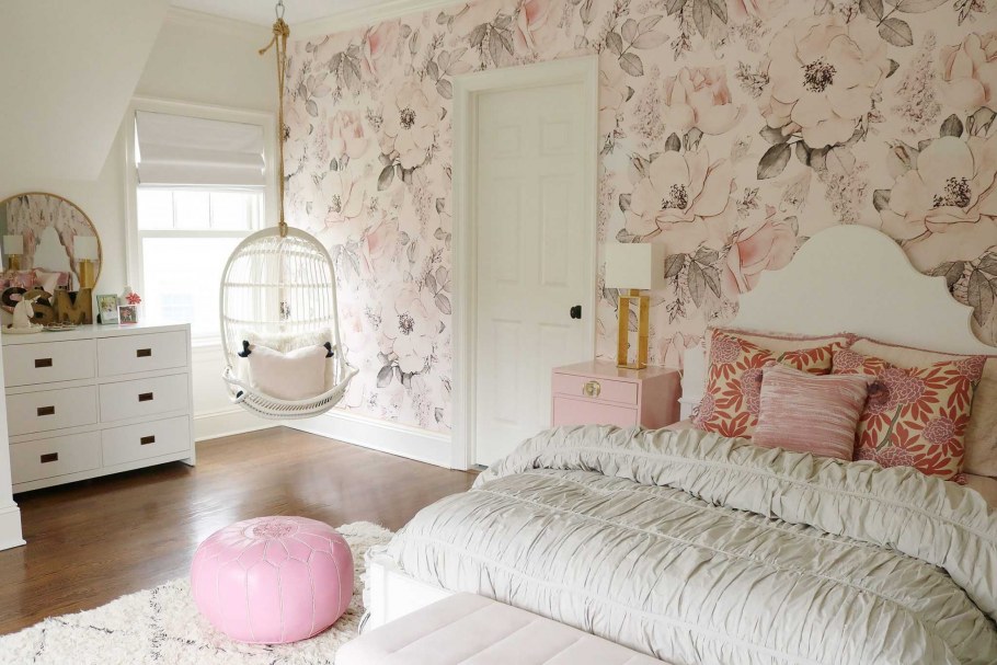 Спальня в сиреневых тонах