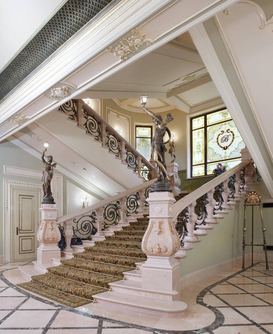 Богатая лестница